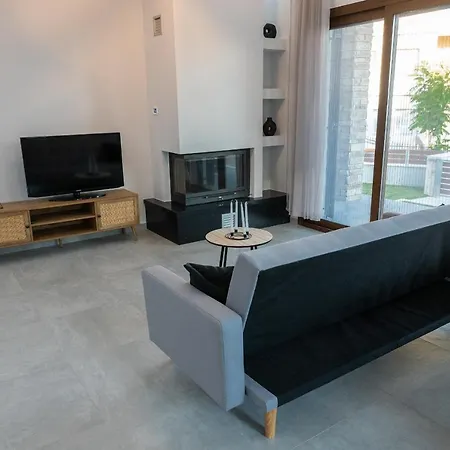 Orion ι Apartment *